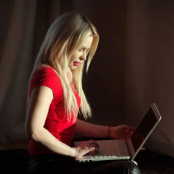 Можно ли научится эротическому массажу в сети?