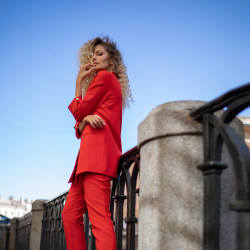 Путь к успеху или  как превратиться из содержанки в топ-модель