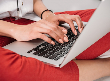 Почему стала популярна работа на OnlyFans!