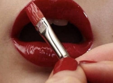 Девушка ищет работу в сфере досуга. На что нужно обратить внимание?