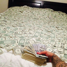 Работа в центре Москвы в элитных апартаменты.