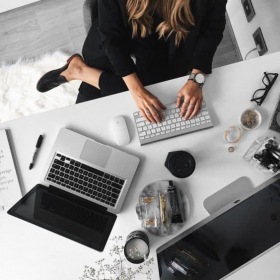 ОТКРЫТ НАБОР ДЕВУШЕК ХОСТЕС