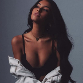 ОТКРЫТ НАБОР ДЕВУШЕК ХОСТЕС