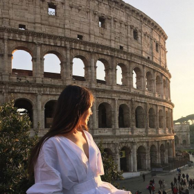 В лучший салон Москвы требуются девушки - массажистки 