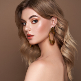 Массажистки с высоким доходом!