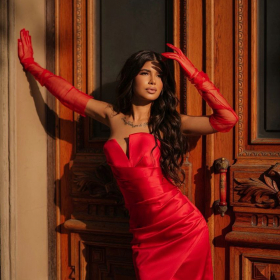 Требуется хостес