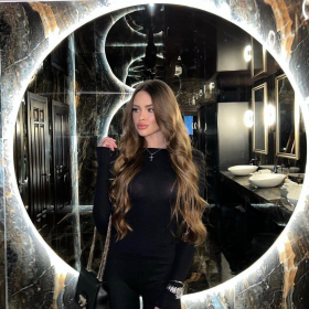 Требуется хостес