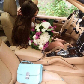 ИЩЕМ КРАСИВЫХ ДЕВУШЕК НА РАБОТУ! ВСЕ К НАМ!