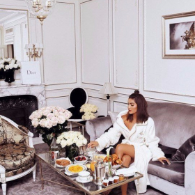 Срочно!Хостес!Оплата высокая!